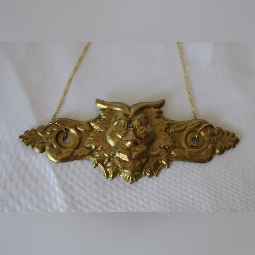 Vintage Door Face Plate Necklace - Picture 4 of 4